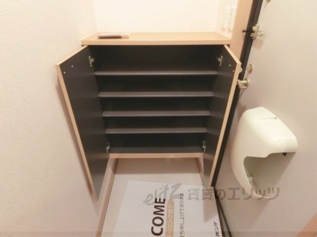 その他設備　下駄箱