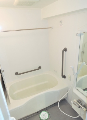 バス・シャワールーム　☆ゆっくりくつろげるお風呂☆