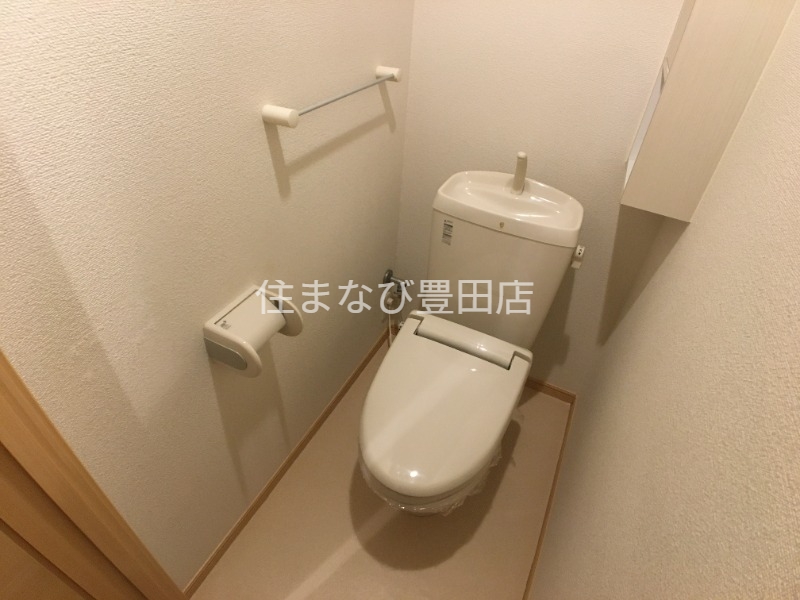 トイレ　同型タイプ