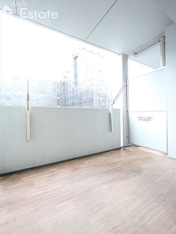 バルコニー　バルコニー