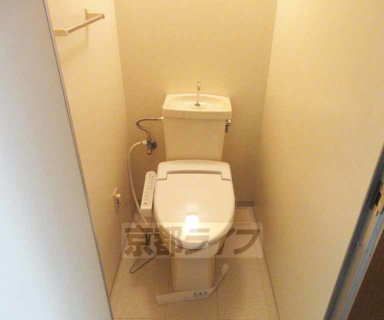 トイレ　清潔感のあるトイレです・