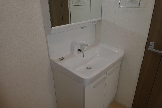 洗面設備　シャンプードレッサー