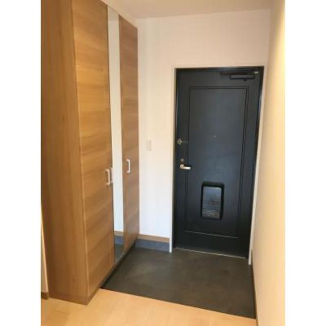 玄関　※写真は同タイプ住戸です。