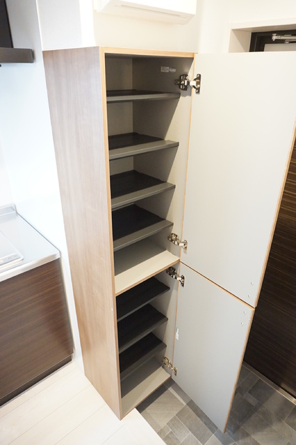 玄関　シューズボックス※同タイプ参考写真