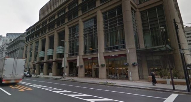 コンビニ　セブンイレブン日本橋本町1丁目店（コンビニ）まで90m