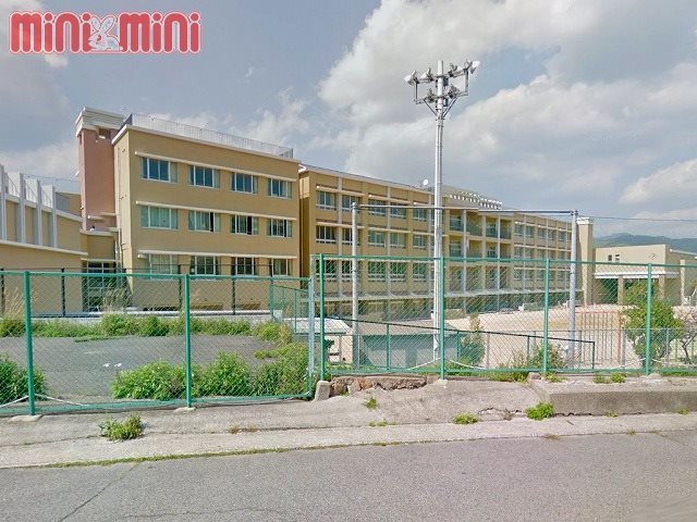 小学校　神戸市立夢野の丘小学校（小学校）まで534m