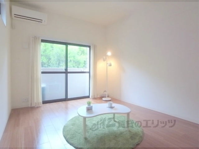 居室・リビング　洋室