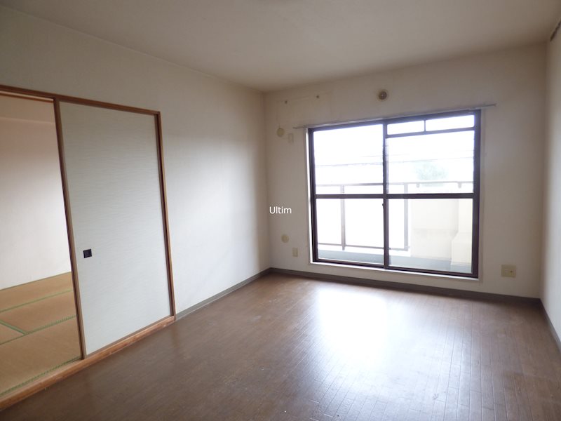 居室・リビング　※同タイプの他のお部屋です