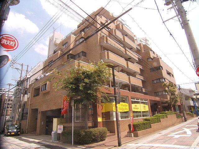 建物外観　おしゃれ外観ですね。