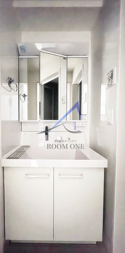 洗面設備　洗面台です。