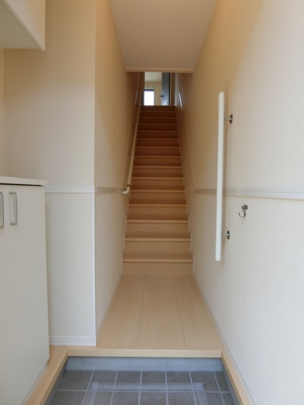 玄関　図面と現状に相違がある場合には現状を優先