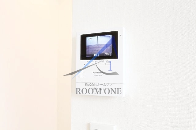 セキュリティ　モニター付きインターホンです。