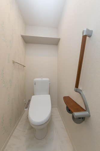 トイレ　トイレ