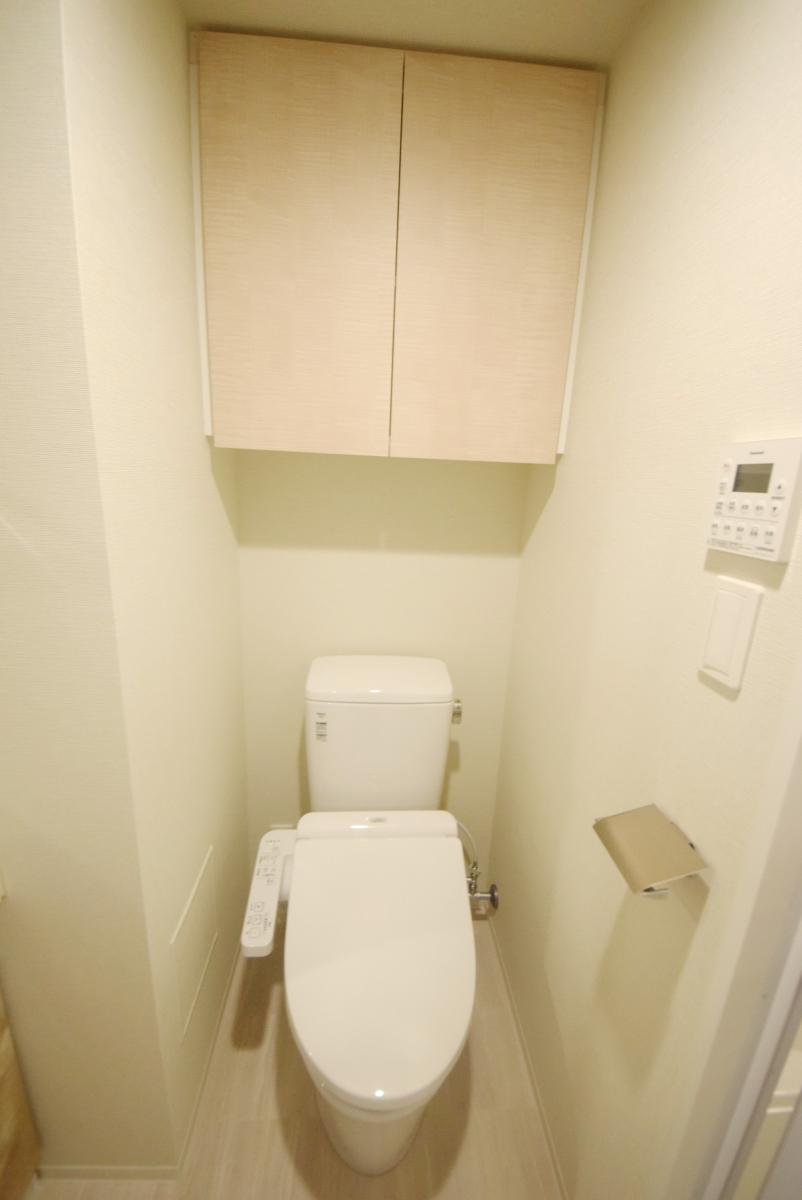 トイレ　※写真は同タイプ住戸です。