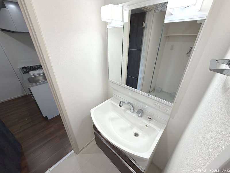 洗面設備　103号室