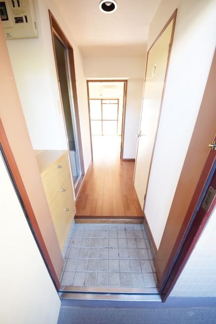 玄関　★お問い合わせはタウンハウジングまで★