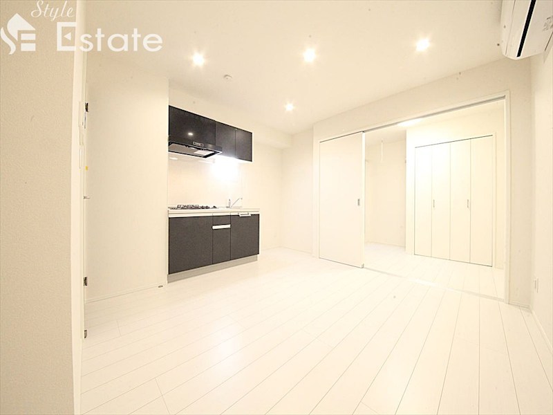 居室・リビング　内装