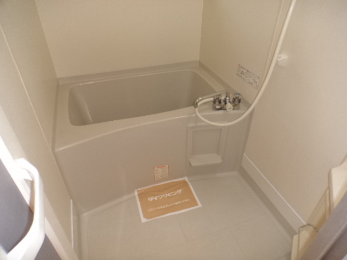 バス・シャワールーム　浴室