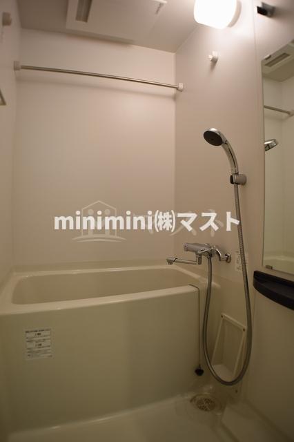 バス・シャワールーム　別部屋参考写真