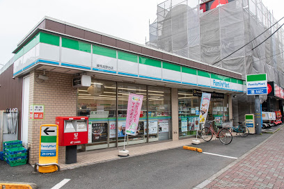 コンビニ　ファミリーマート 練馬高野台店（コンビニ）まで394m