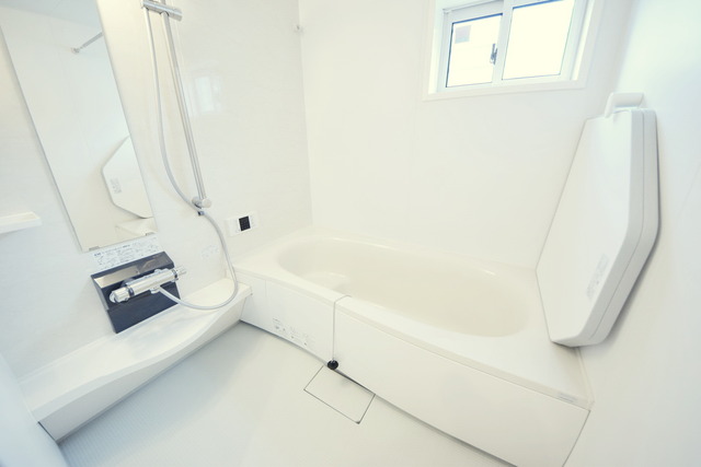 バス・シャワールーム　★一坪風呂とはこのことです★