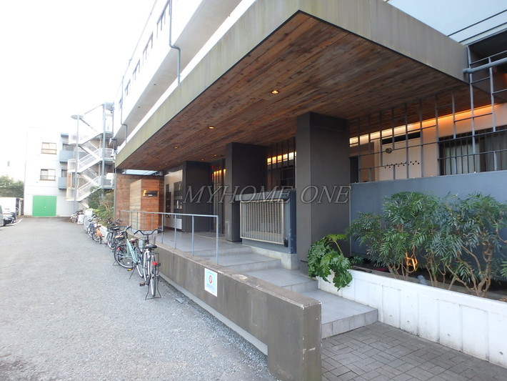 エントランス　エントランス