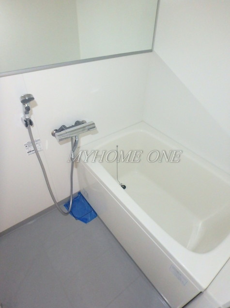 バス・シャワールーム　追焚バス