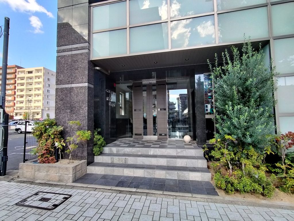 エントランス　エントランス