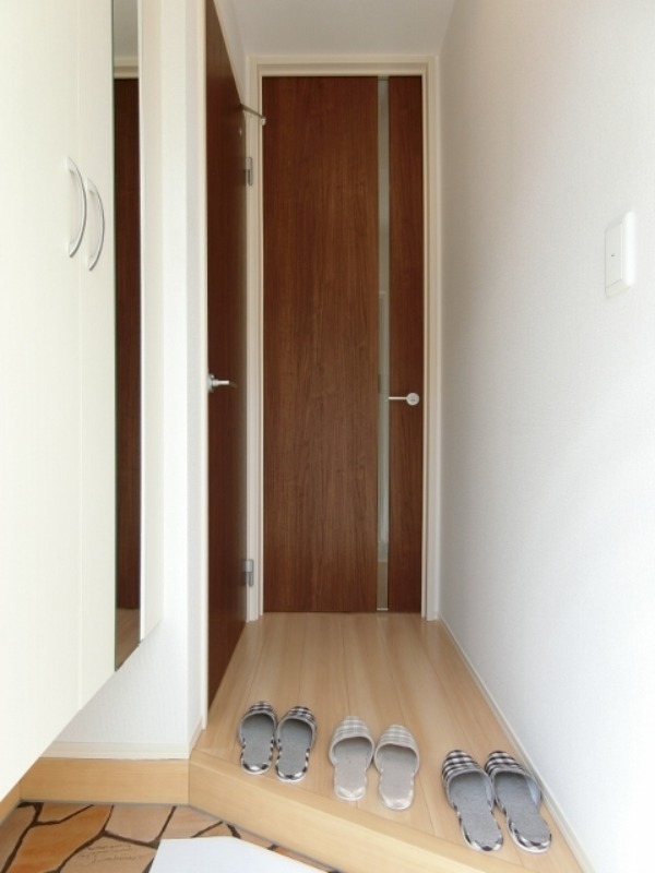 玄関　図面と現状に相違がある場合には現状を優先