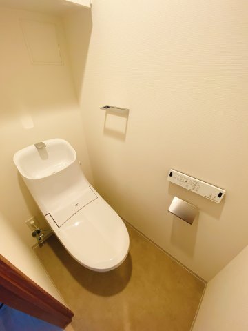 トイレ　参考画像