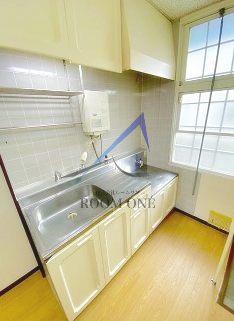 キッチン　キッチンです。