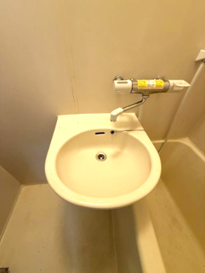 洗面設備　※写真は別室です