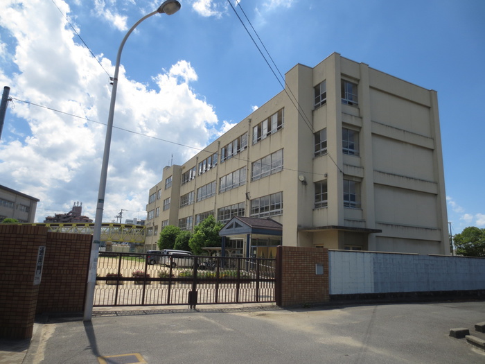 中学校　浜寺中学校（中学校）まで290m