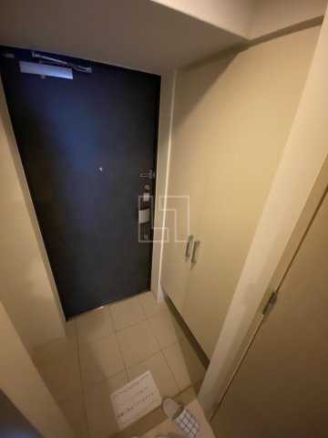 玄関　コンフォリア心斎橋EAST　玄関