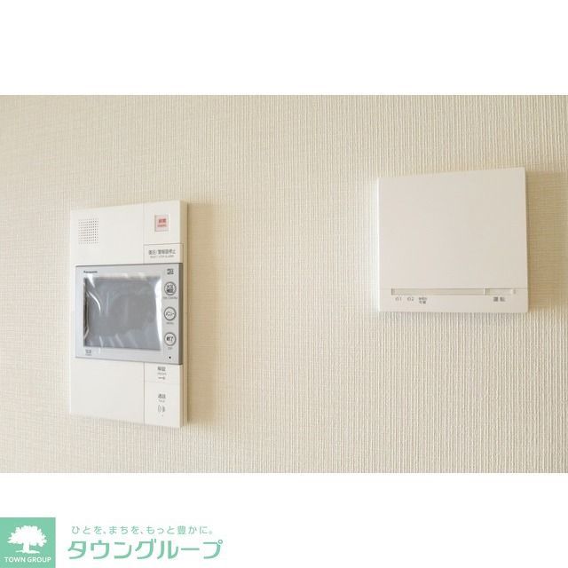 セキュリティ　寒い季節に嬉しい床暖房付き