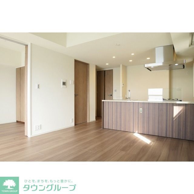 居室・リビング　床暖房を備えたリビング