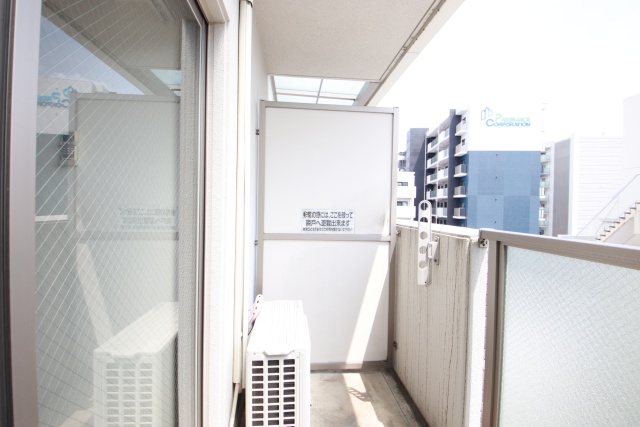 バルコニー　※別室の参考写真の為、現況優先です。