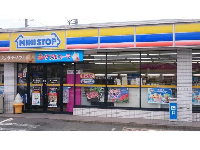 コンビニ　ミニストップ本野町店（コンビニ）まで950m