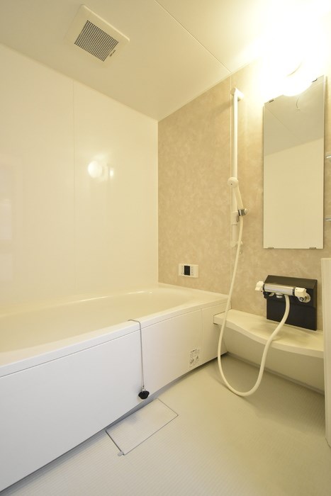 バス・シャワールーム　※別部屋参考写真