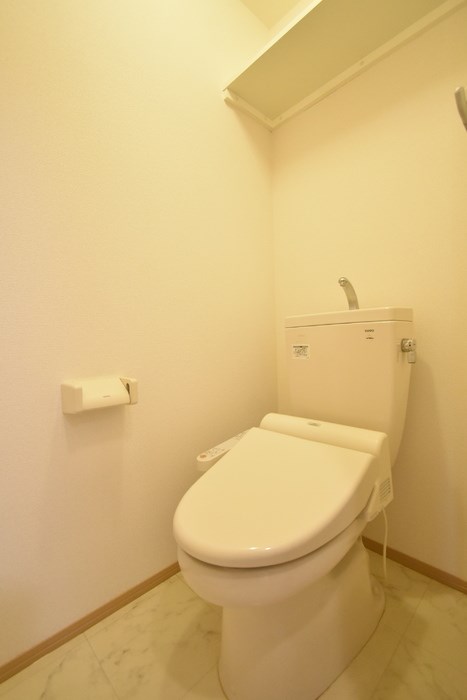 トイレ　※別部屋参考写真