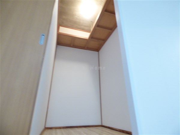 収納　ウォークインクローゼットでタンスいらず