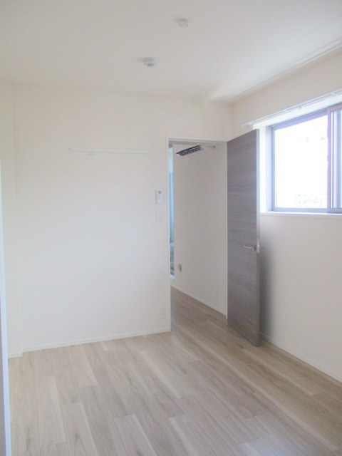 その他部屋・スペース　★洋室５帖★