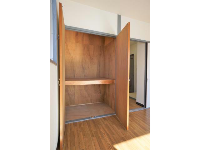 収納　奥行深めの収納