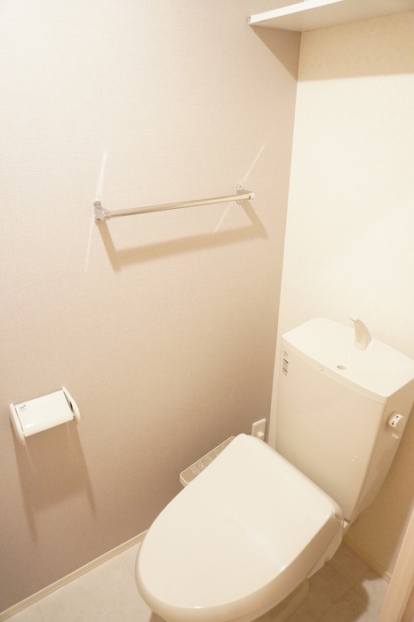 トイレ　トイレ(温水洗浄暖房便座)