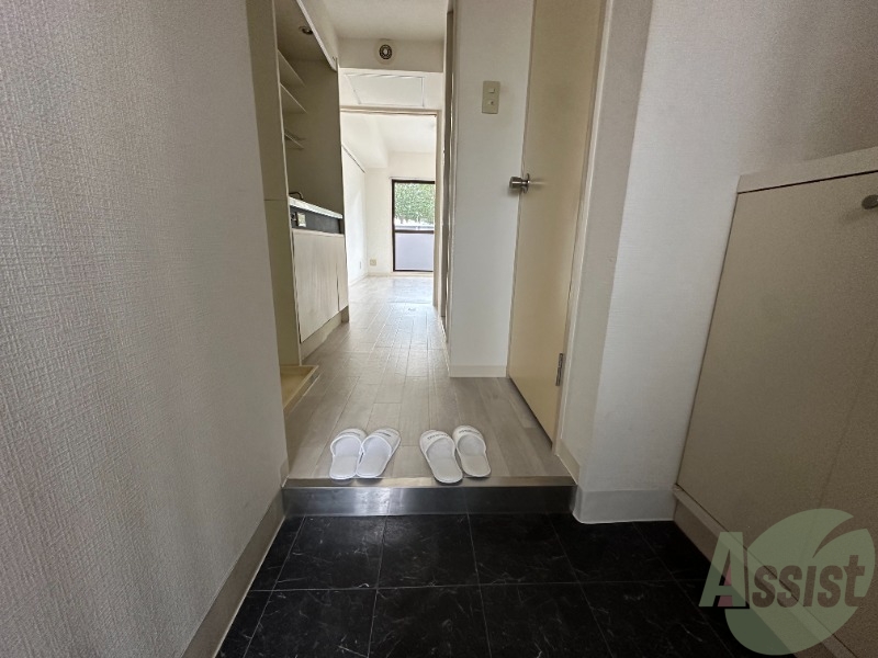 玄関　玄関を撮影しました。明るい印象を受けました