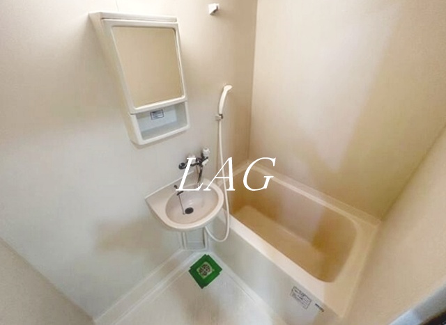 バス・シャワールーム　お風呂です。