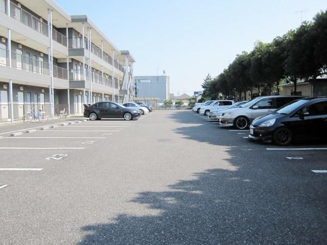 駐車場　駐車場♪
