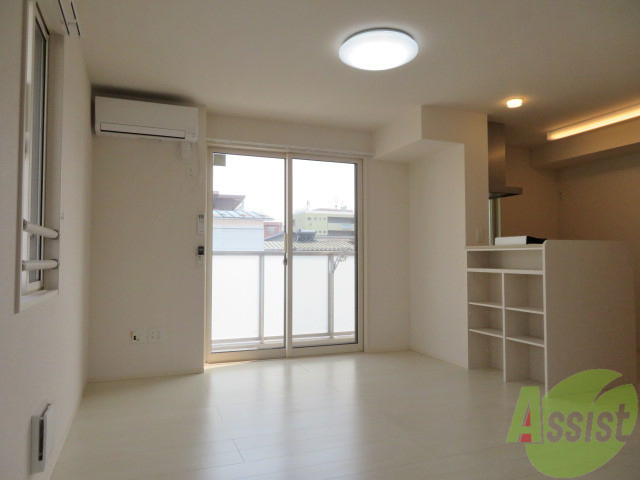 居室・リビング　広くてキレイなＬＤＫが広がっていて、充実した生活が送れそう。