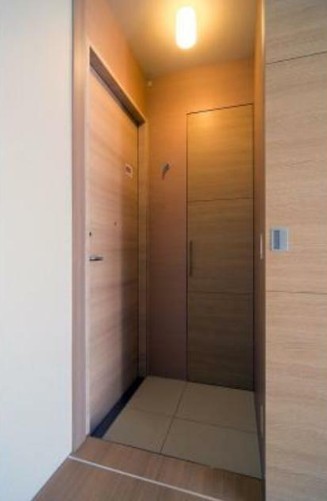 玄関　同タイプのお写真です