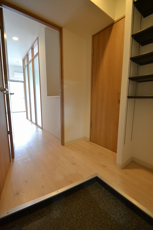 玄関　鶴見橋Grande（２０１３年築）